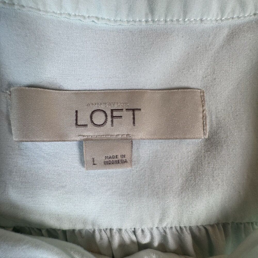 LOFT Women’s Woven Rayon Button Front Blouse Solid Light Green L Long Sleeve - Picture 5 of 10